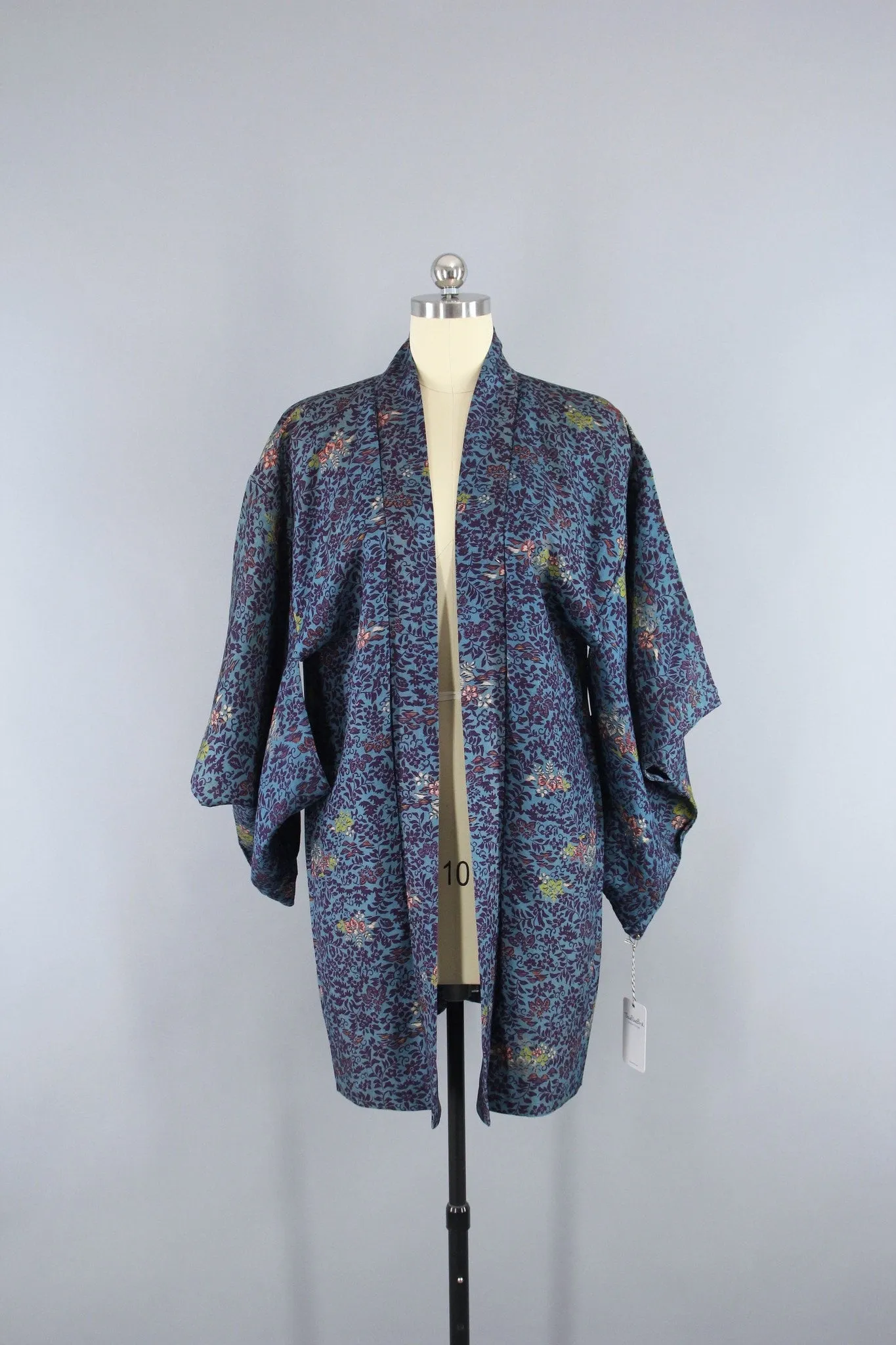 1950s Vintage Haori Kimono Cardigan Jacket in Blue & Purple Floral Print