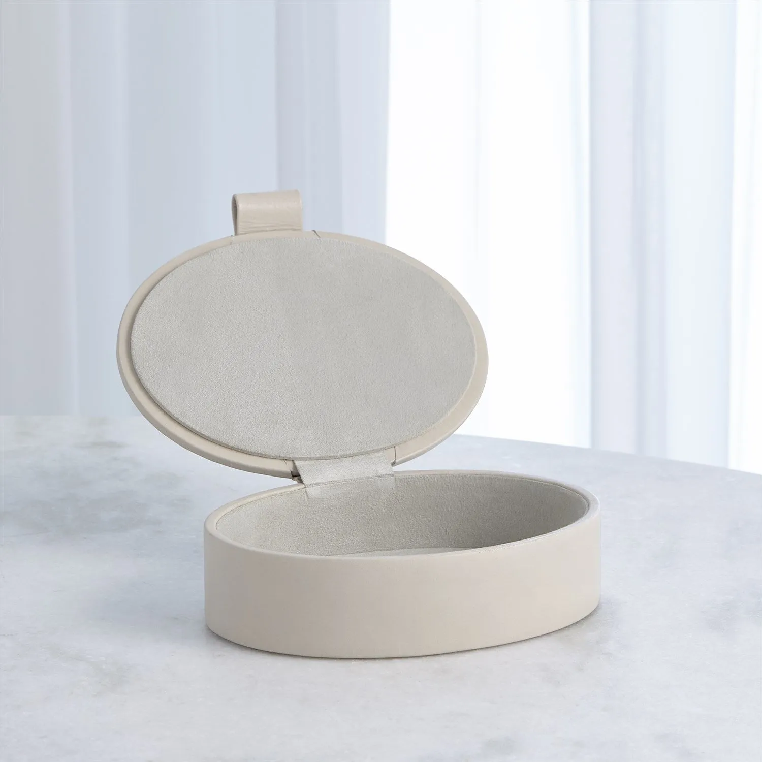 Barbara Barry Signature Oval Leather Box - Mist