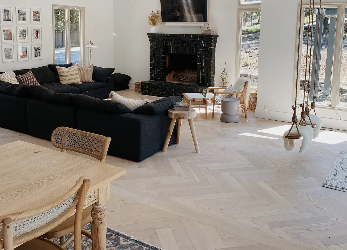 Hardwood DEVERO  Lago Collection - Herringbone