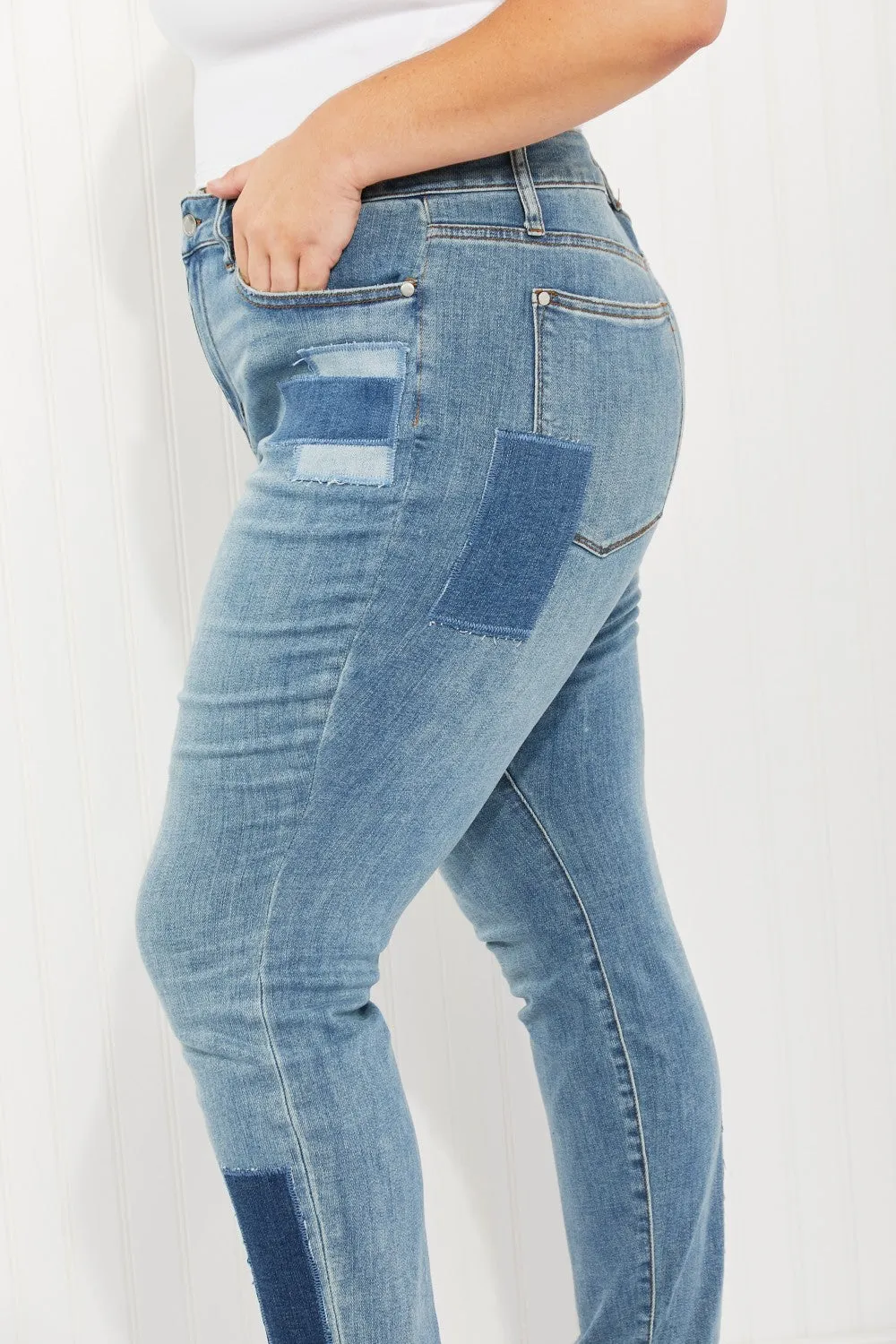 Judy Blue Full Size Patch Boyfriend Jeans