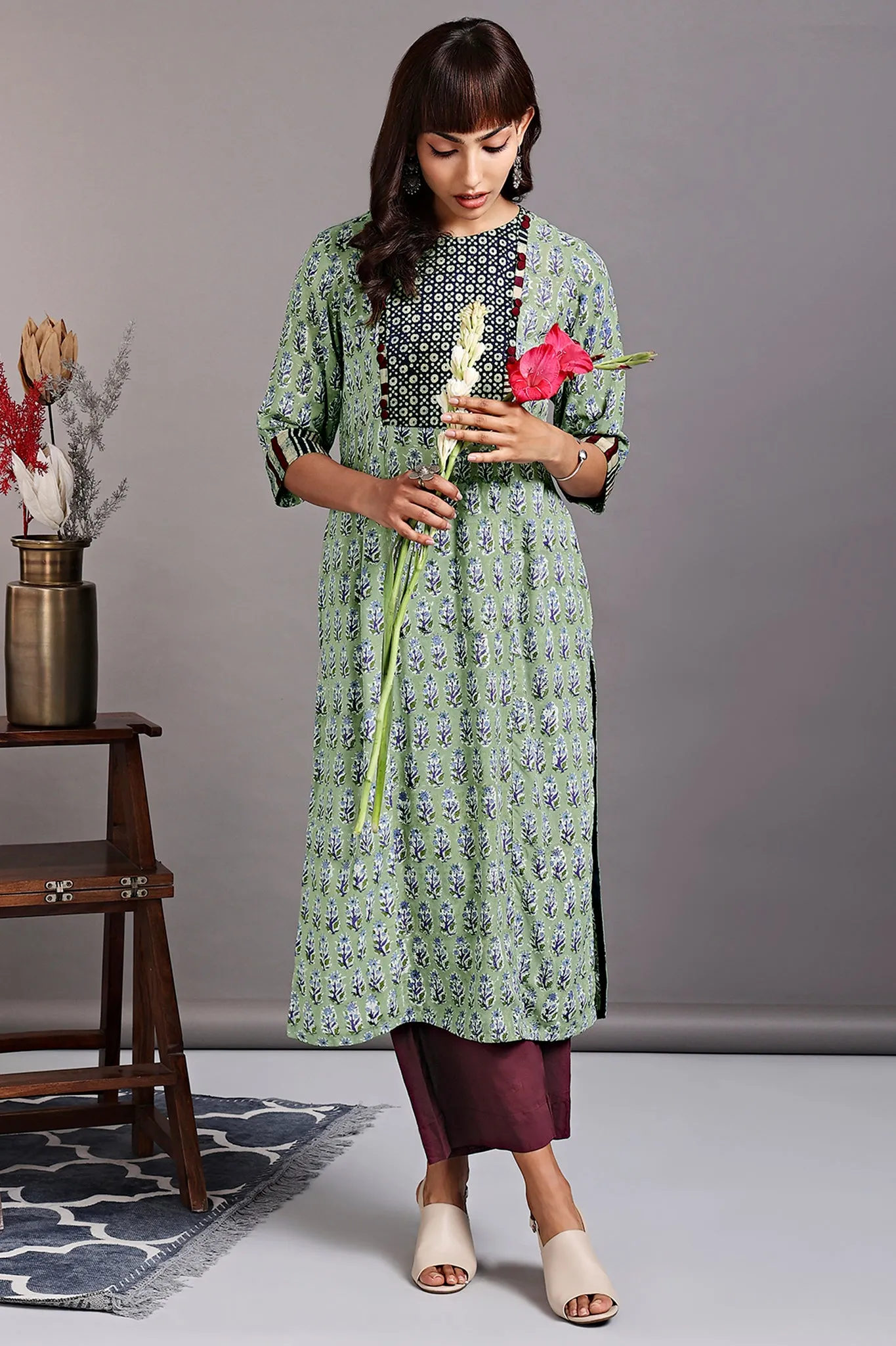 long yoke kurta with slit - meadowlands green & amethyst coneflower