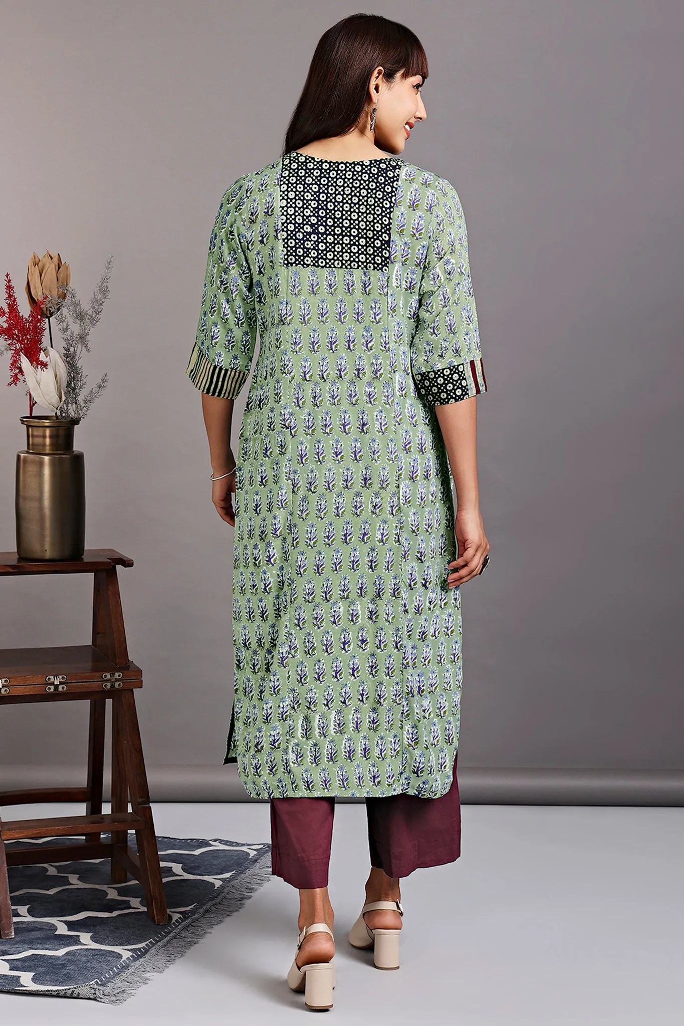 long yoke kurta with slit - meadowlands green & amethyst coneflower