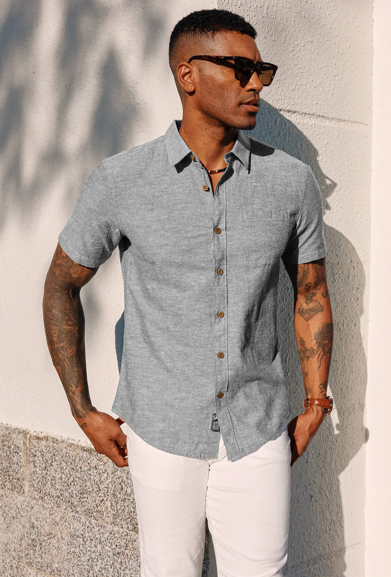 Men's Linen Shirts Short Sleeve Casual Button Down Cardigan Shirts Summer Beach Shirts