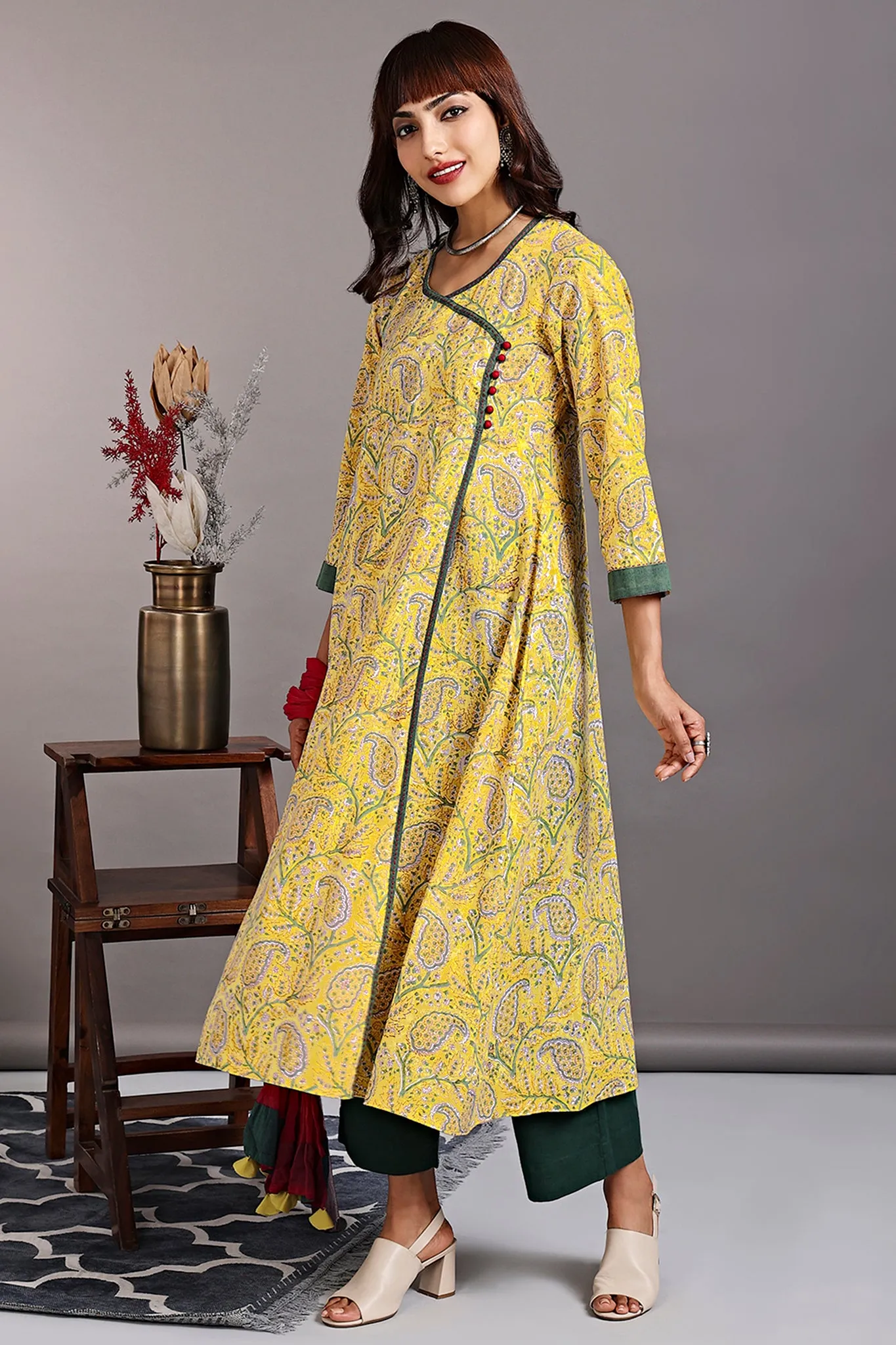 overlap angrakha - tantalizing yellow & enchanted paisley