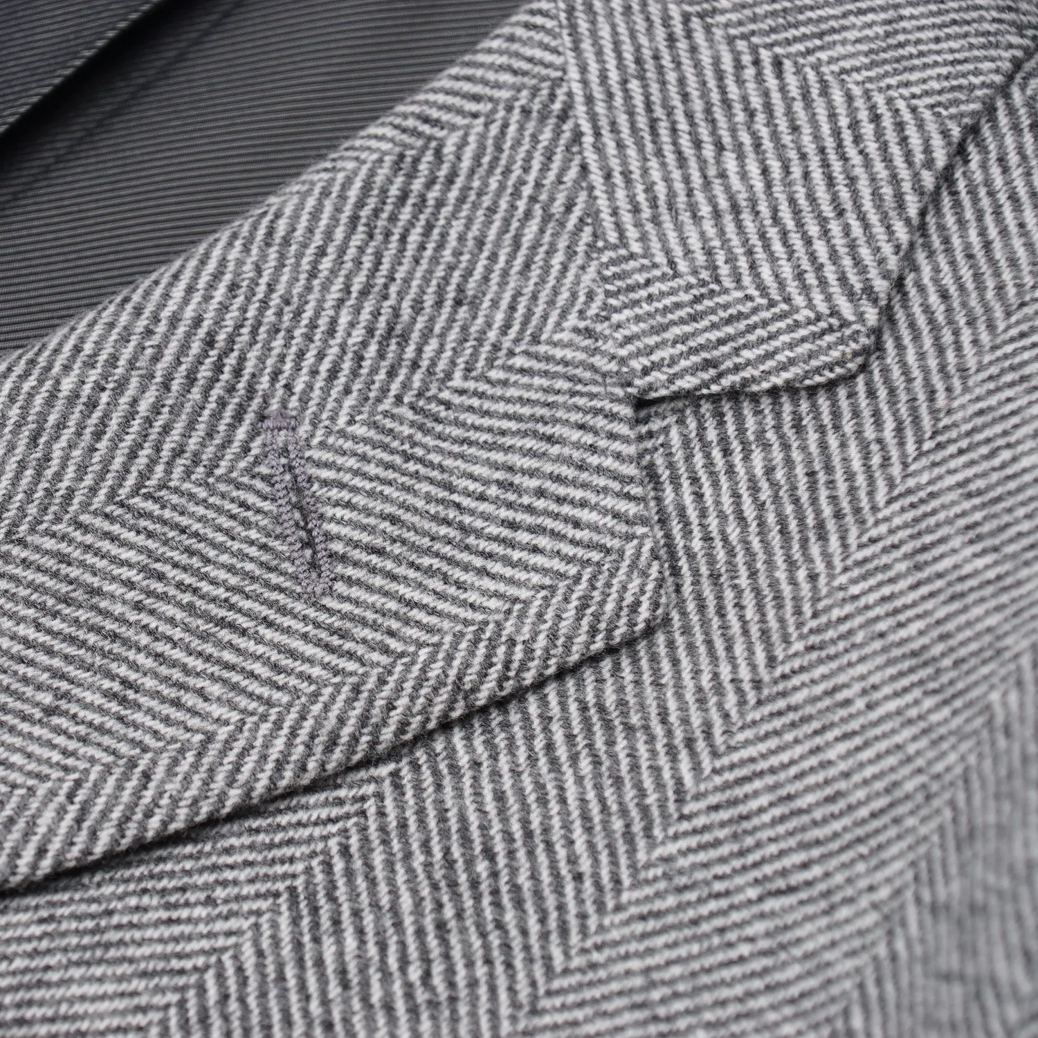 Sartoria Partenopea Herringbone Cashmere Sport Coat