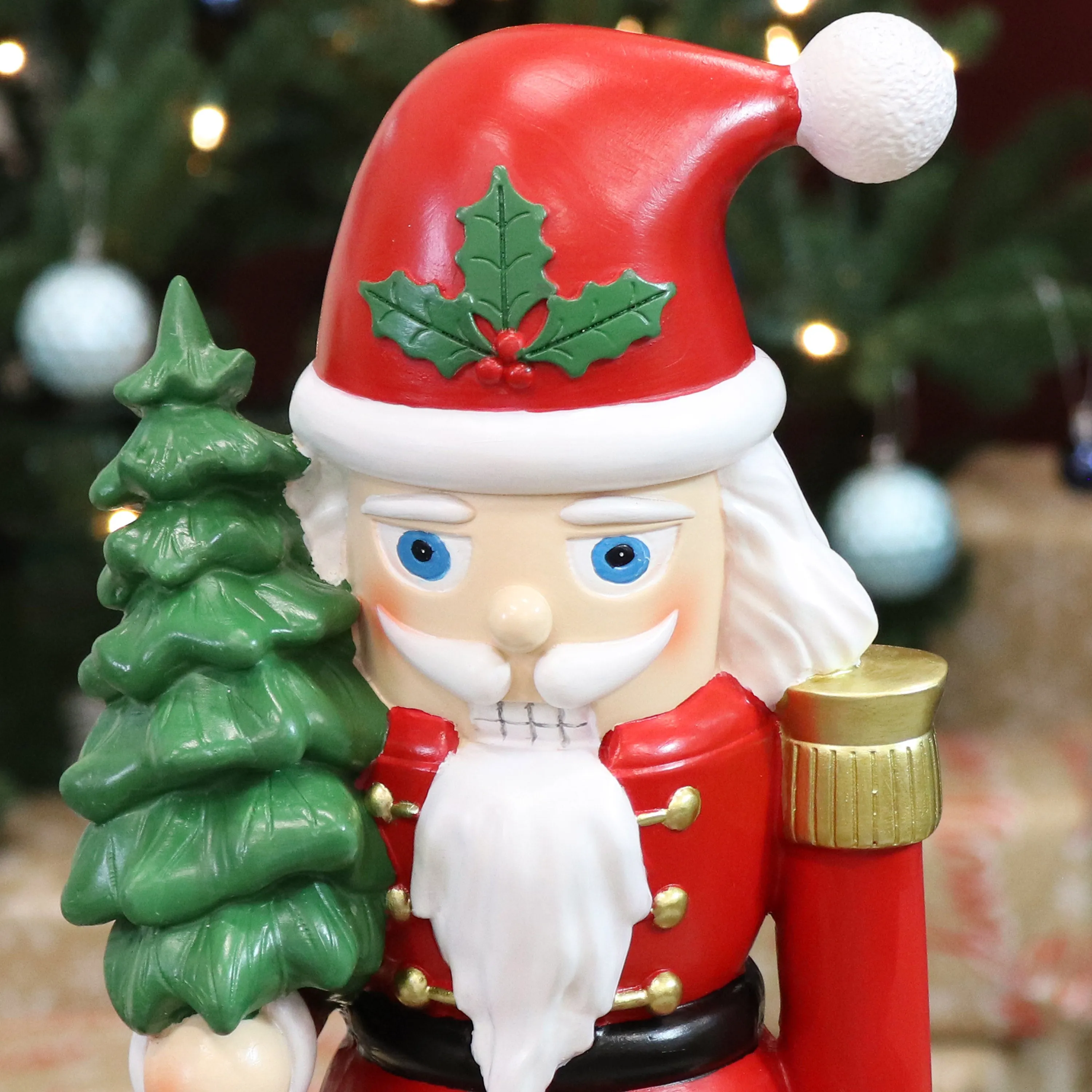 Sunnydaze Small Christmas Nutcracker Statue - Santa Claus - 16.75"