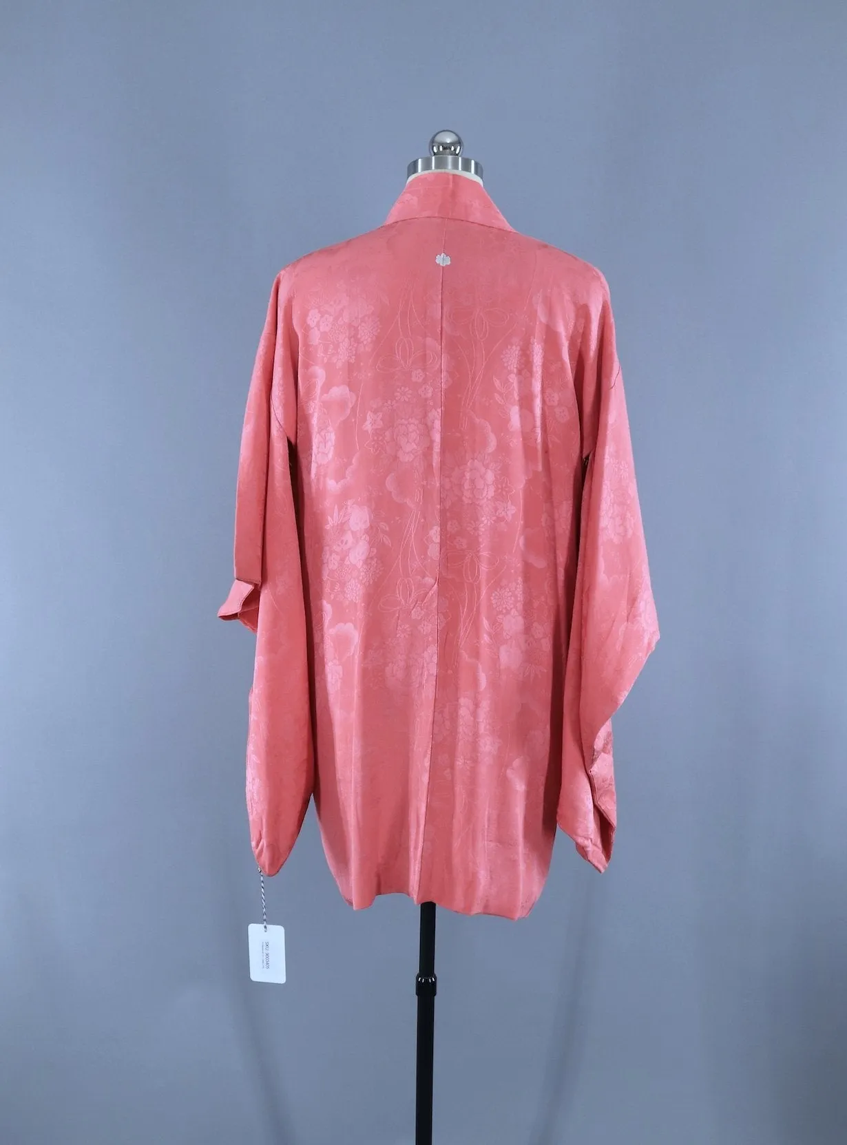 Vintage 1930s Silk Haori Kimono Cardigan / Carnation Pink