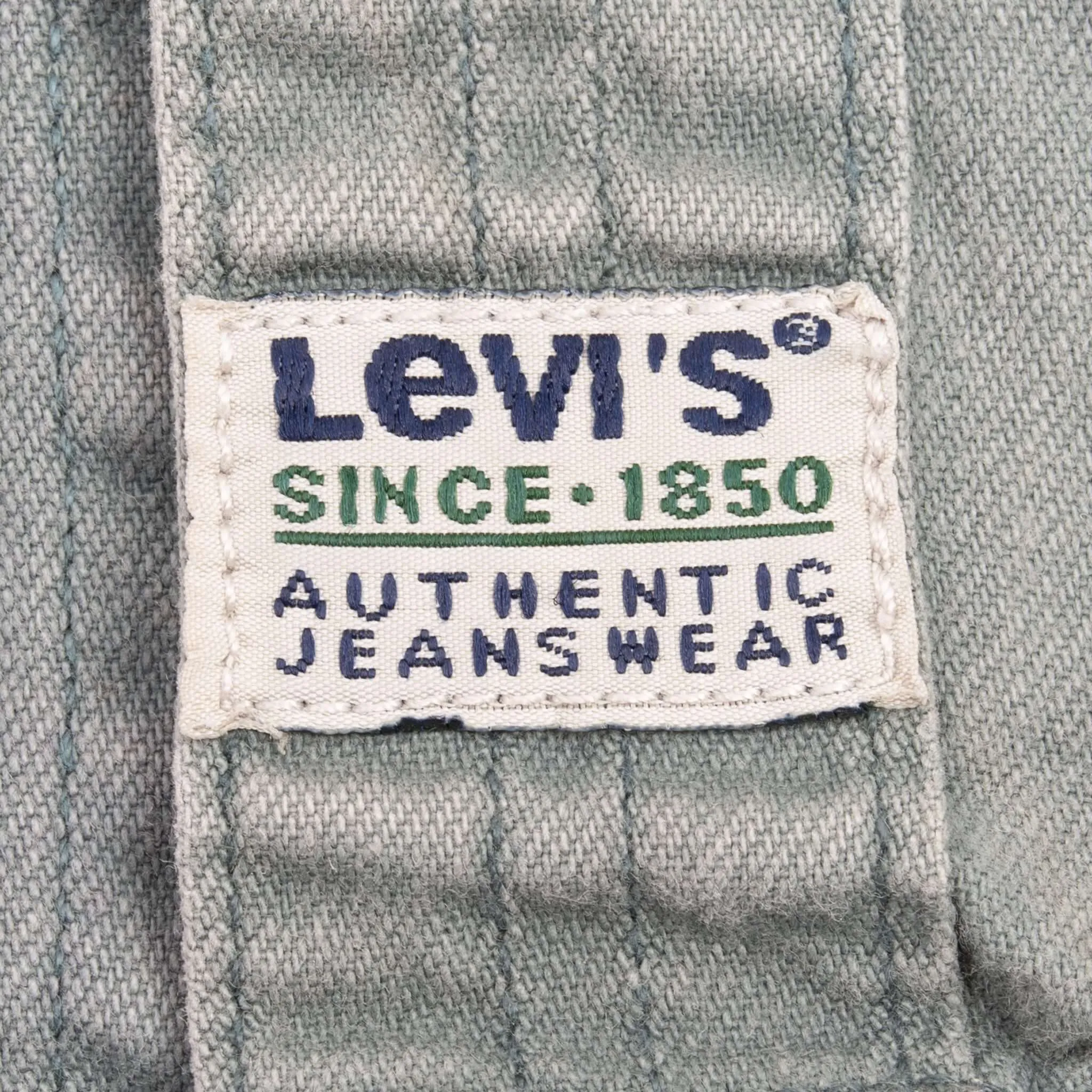 VINTAGE LEVIS DENIM SAGE GREEN POCKET SHIRT 1990S SIZE LARGE