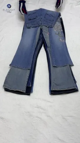 Y2K Emblemished Fairycore Flared Jeans - 12 pieces - EV0020